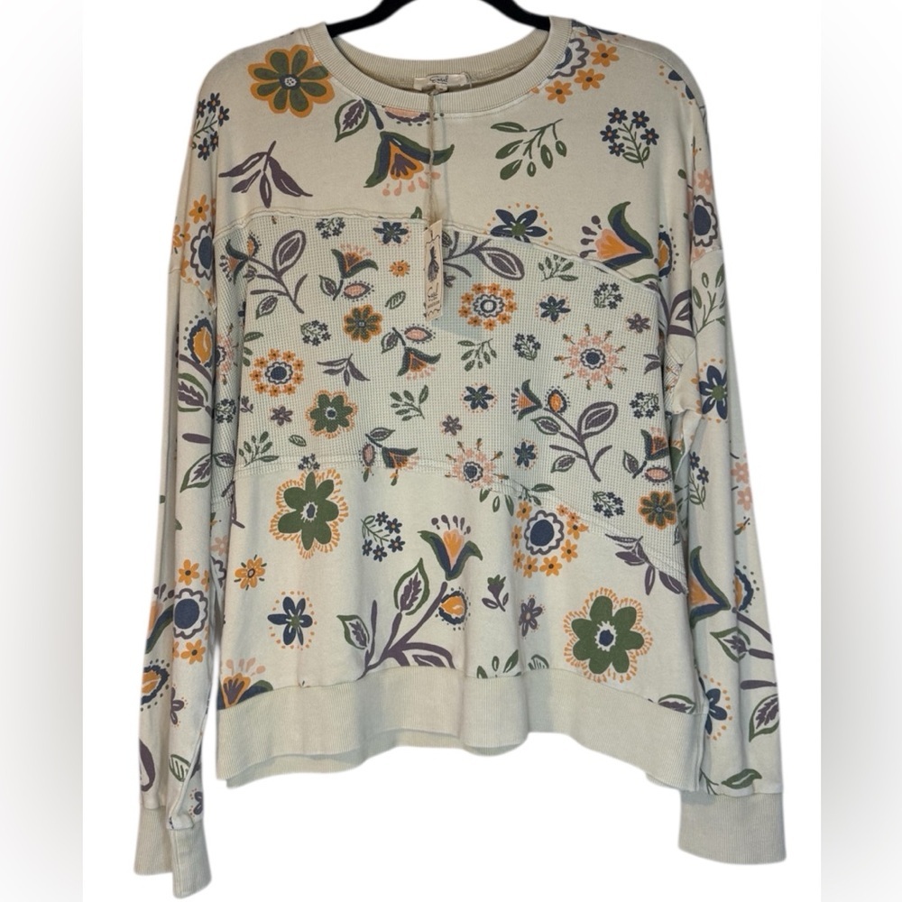 Easel Flower Drop Shoulder Sweatshirt (no retail tag on item)